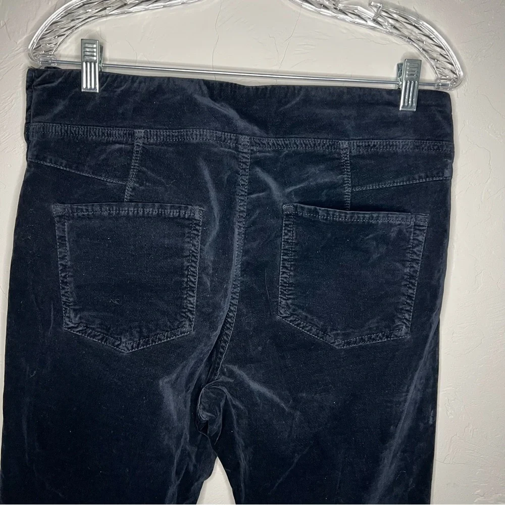 Free People Black In My Feelings Cropped Slim‎ Velvet Flare Pants